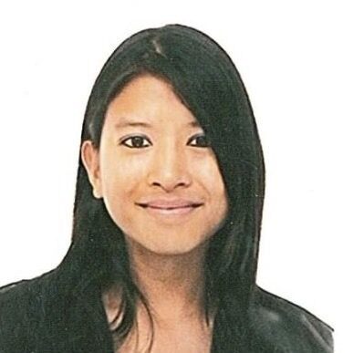Thuy Lan Headshot